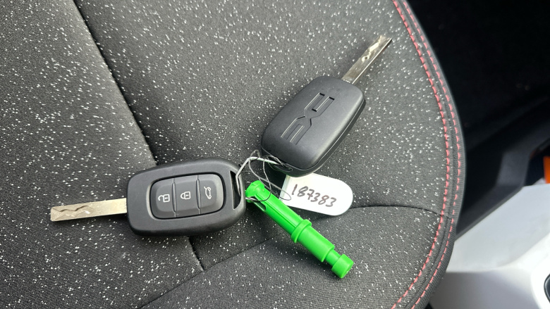 Dacia Spring 27kWh Expression 65 48kW 5dr Auto Electric Hatchback